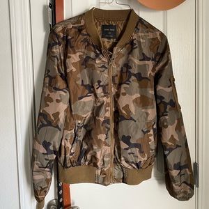 Camo bomber jacket